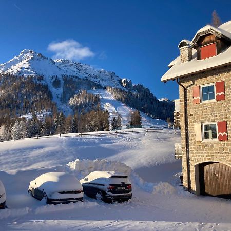 Renoviertes Apartment Mit Terrasse An Der Piste Mit Kostenlosen Wifi Кареца ал Лаго Екстериор снимка